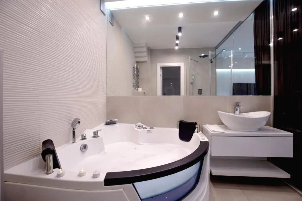 Luxury Boutique City Center Apartments