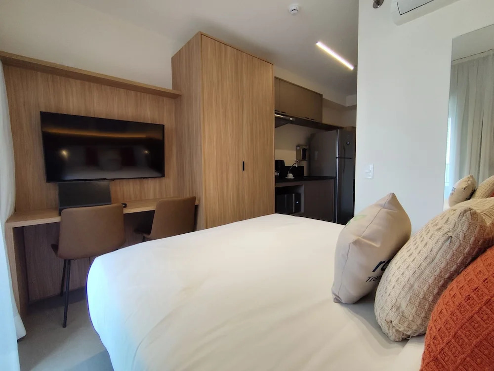 Roomo Transamerica SP Ibirapuera Sena Madureira