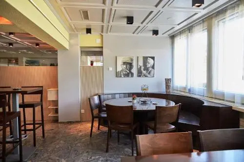 Restaurant & Hotel Frohsinn