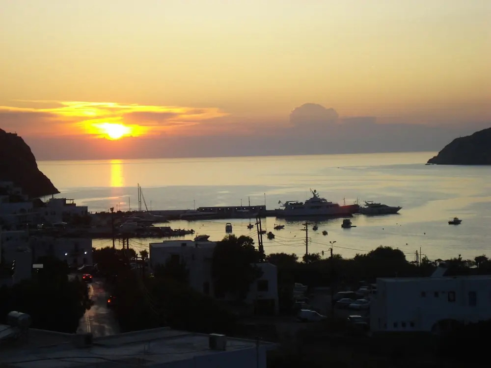 Efharis