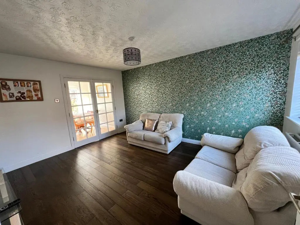 3 Bedroom house-close to Manchester airport-Free parking-private garden
