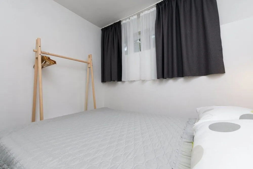Apartment Seafront Tambaca