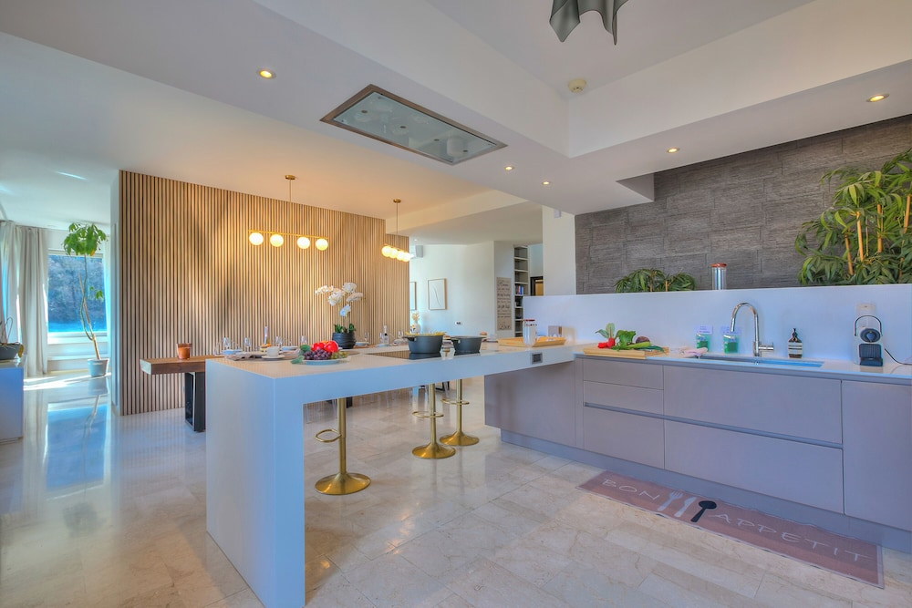 Lugano Lake View Villa with Private Pool