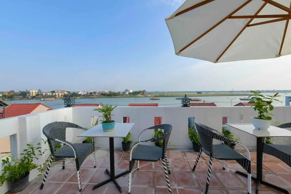 Rockmouse Centre River Villa Hoi An
