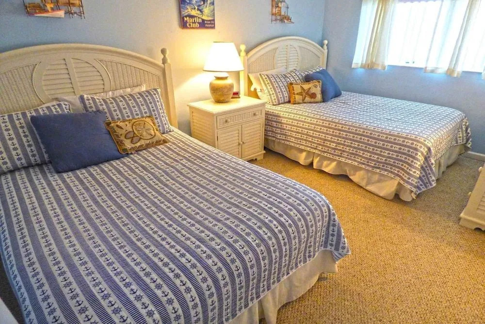Harbour Island 21C townhouse