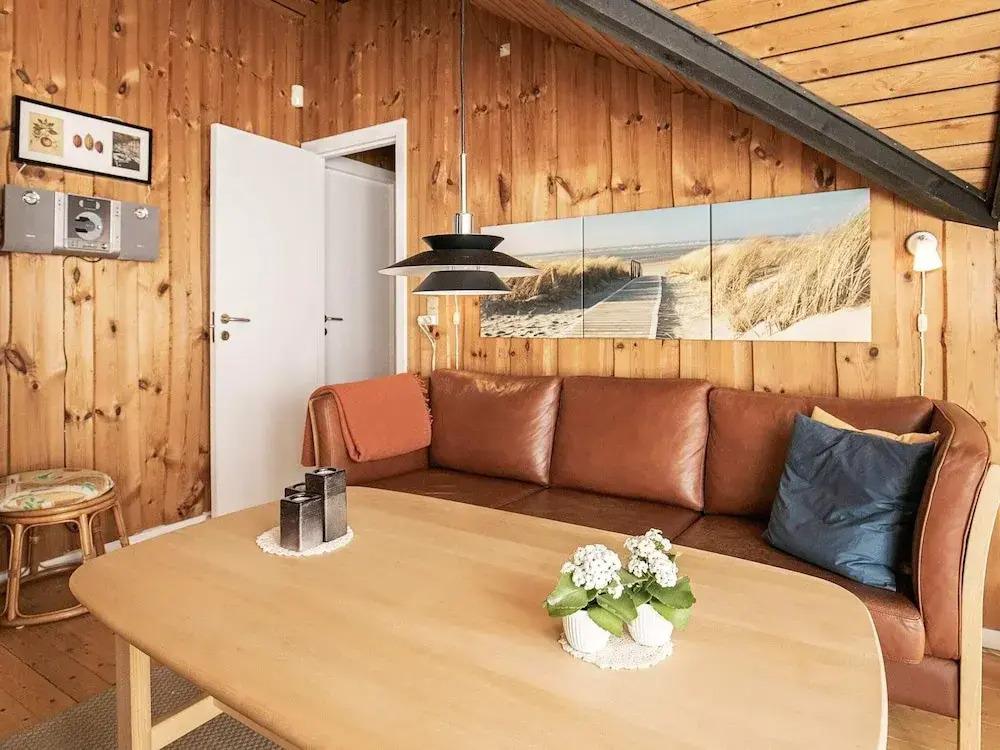 6 person holiday home in Saltum