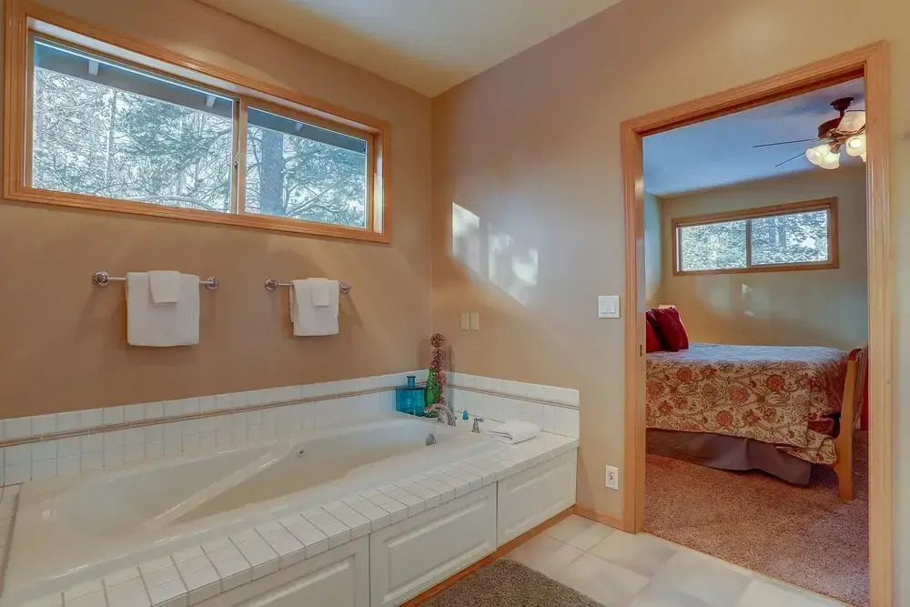 18 Hickory Pet-friendly Home With Expansive View of Pines by Redawning