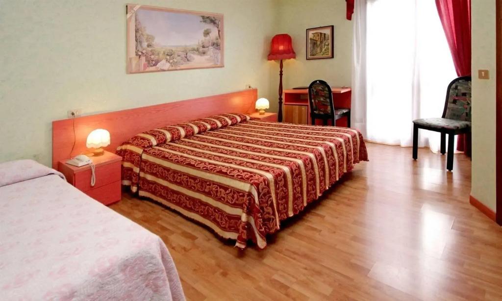 Hotel Benaco