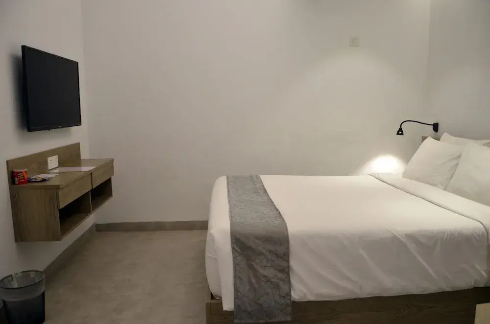 Priyo Nibash Stylish Residential Hotel