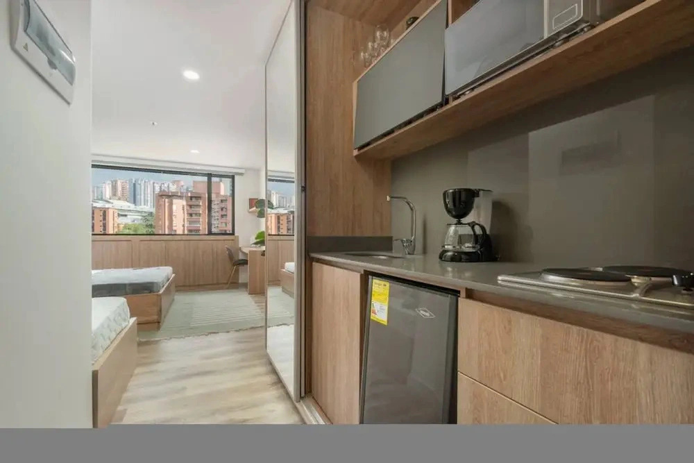 Go Living Suites - 908