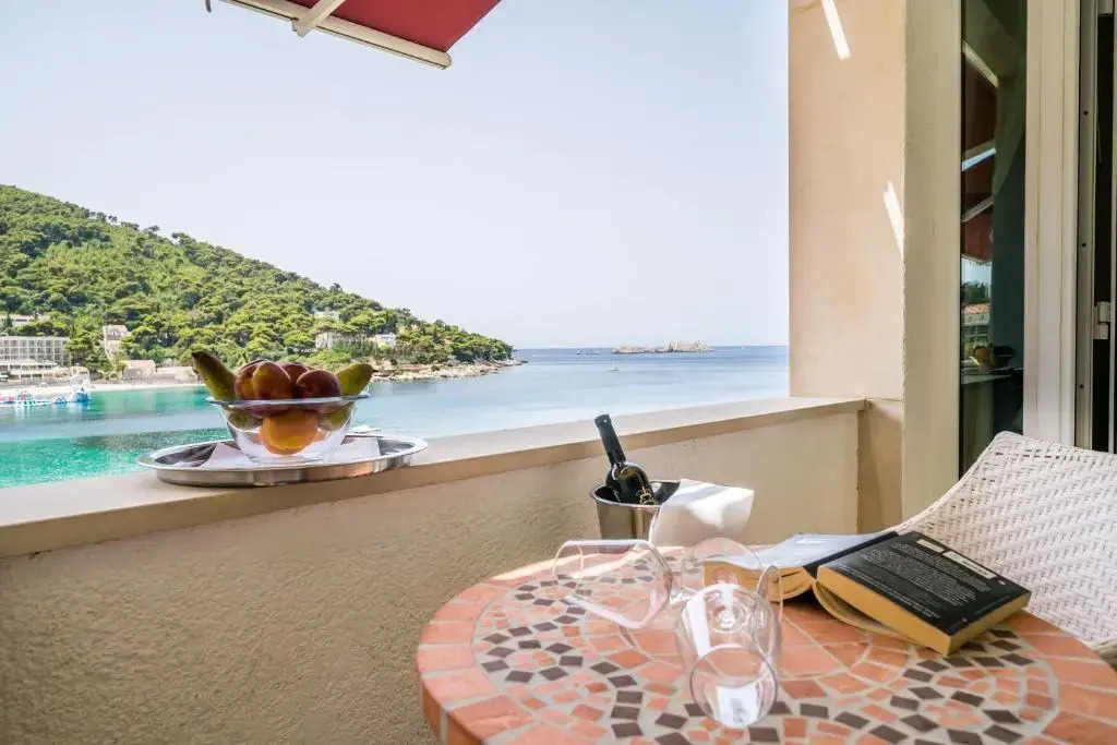 Boutique & Beach Hotel Villa Wolff