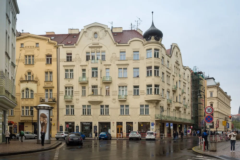 Empirent Design Apartments