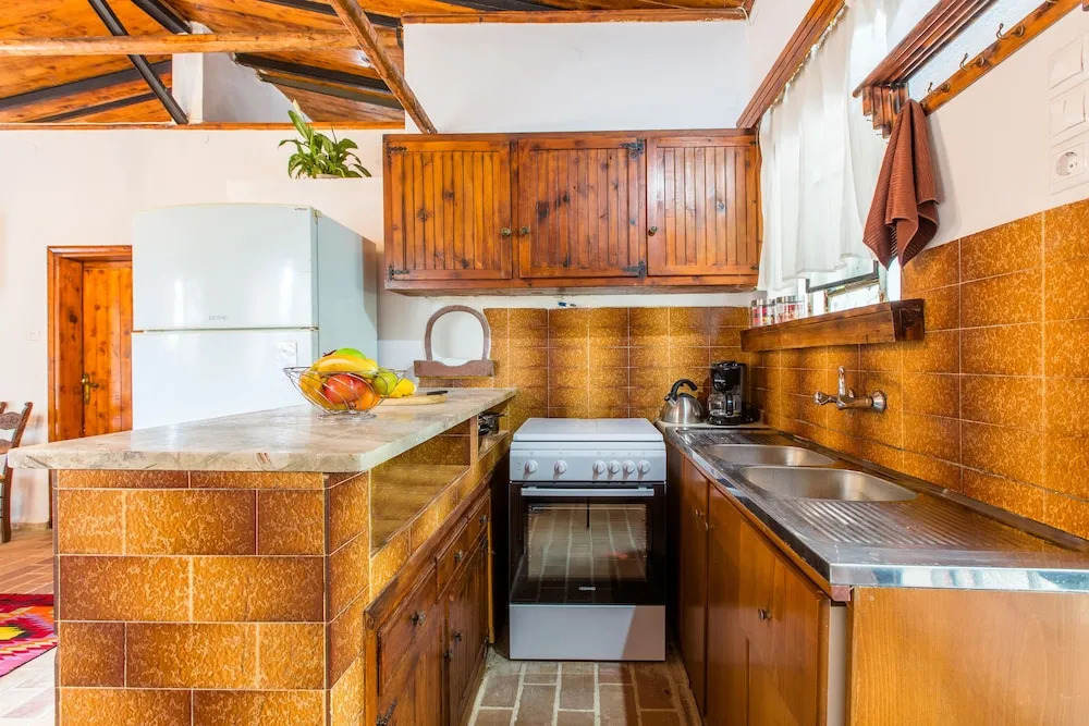 Aadonis traditional house on the Sea