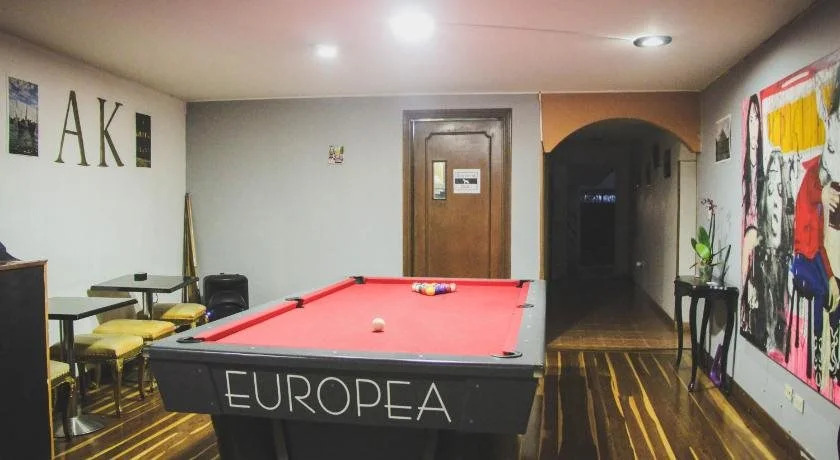 AK Hostel 82