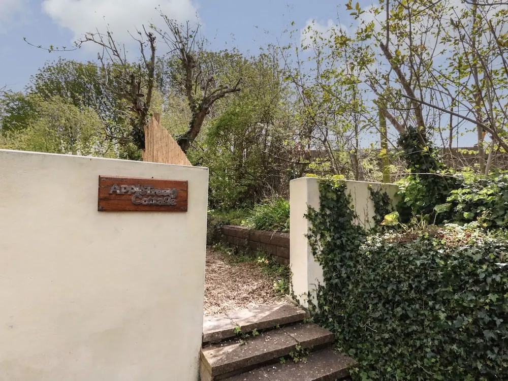 Apple Tree Cottage
