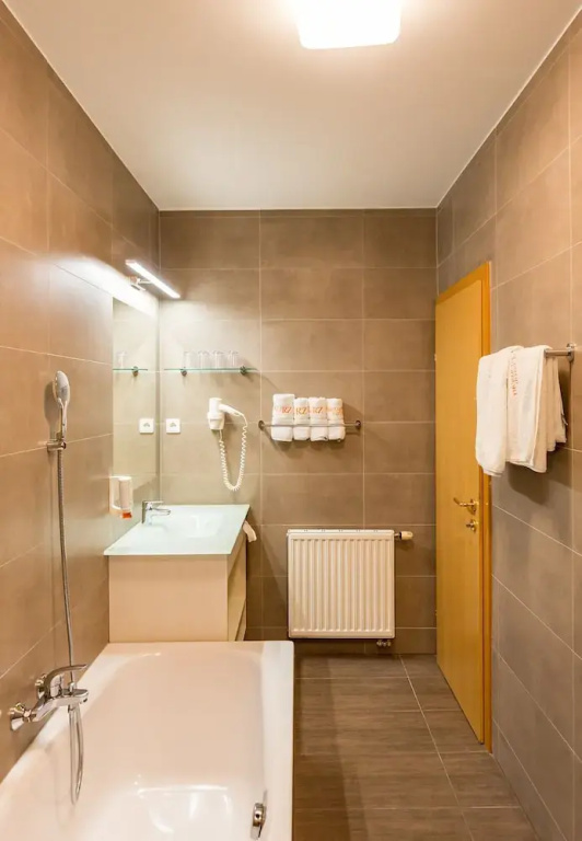 Thermenhotel Kurz