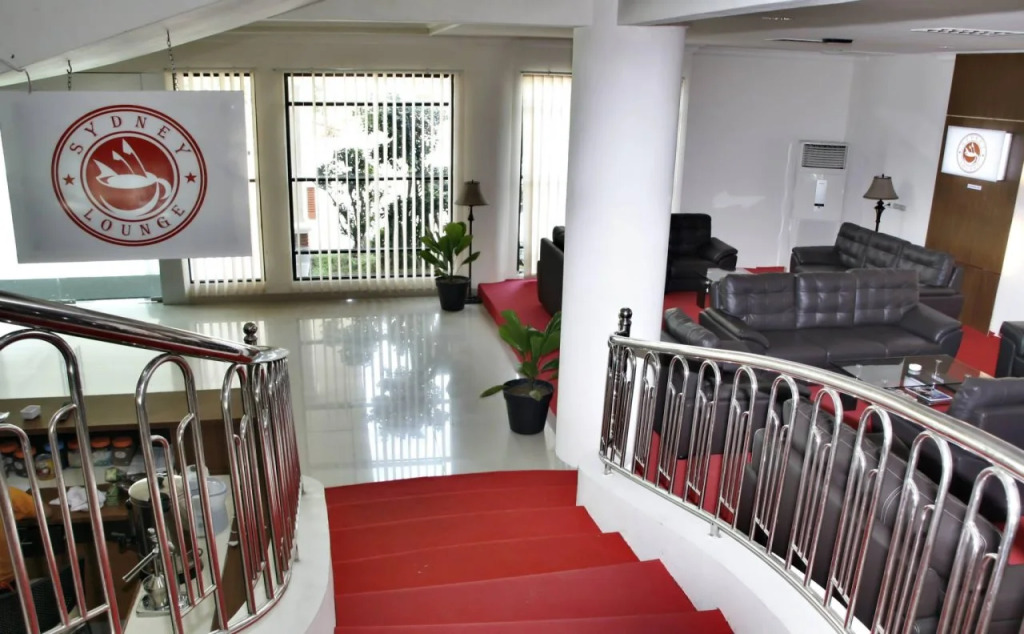 Hotel Parai Puri Tani