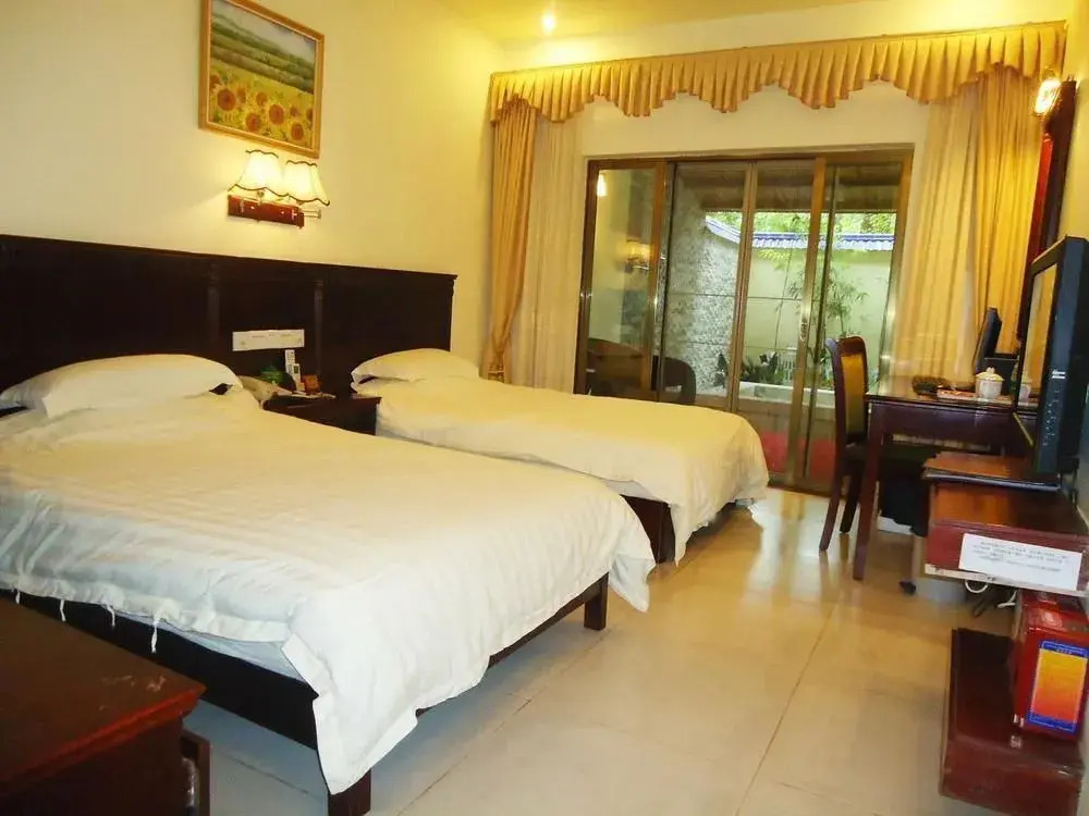 Yinzhan Hot Spring Hotel