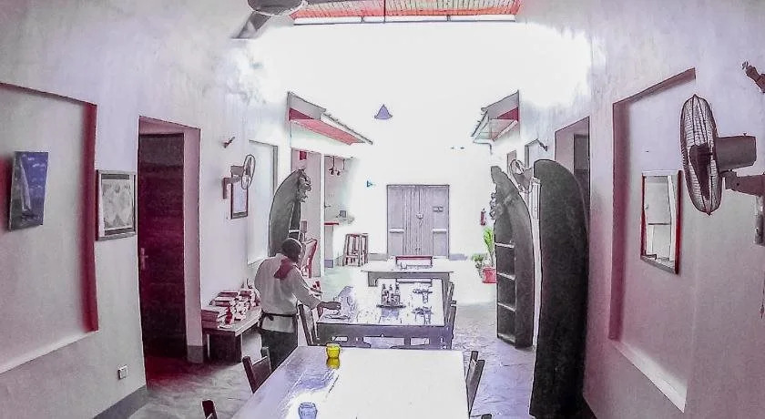 Triniti Airport Hotel