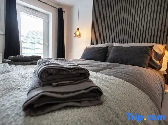 Hampton 3-bedroom Luxury Escape With Parking