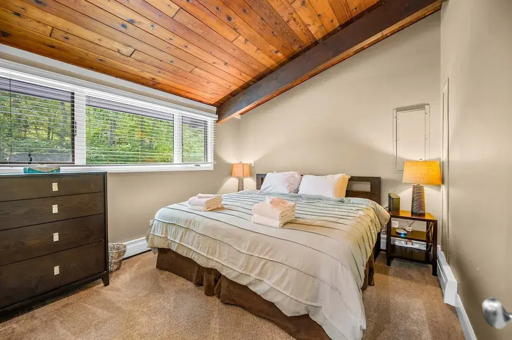 Alpine Court Chalet 4 Bedroom Home