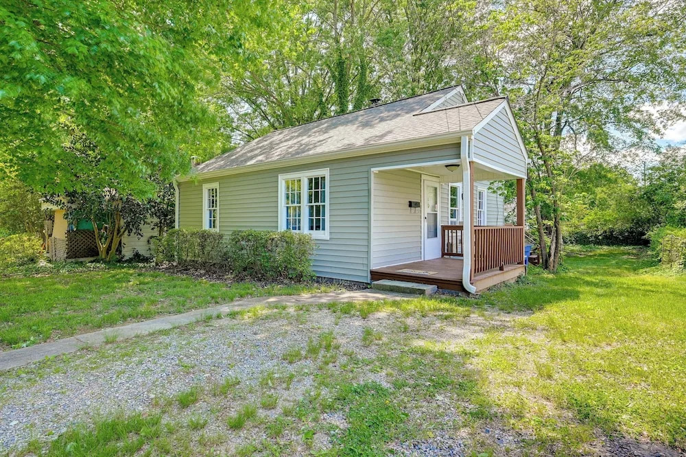 Winston-salem Vacation Rental ~ 3 Mi to Downtown!