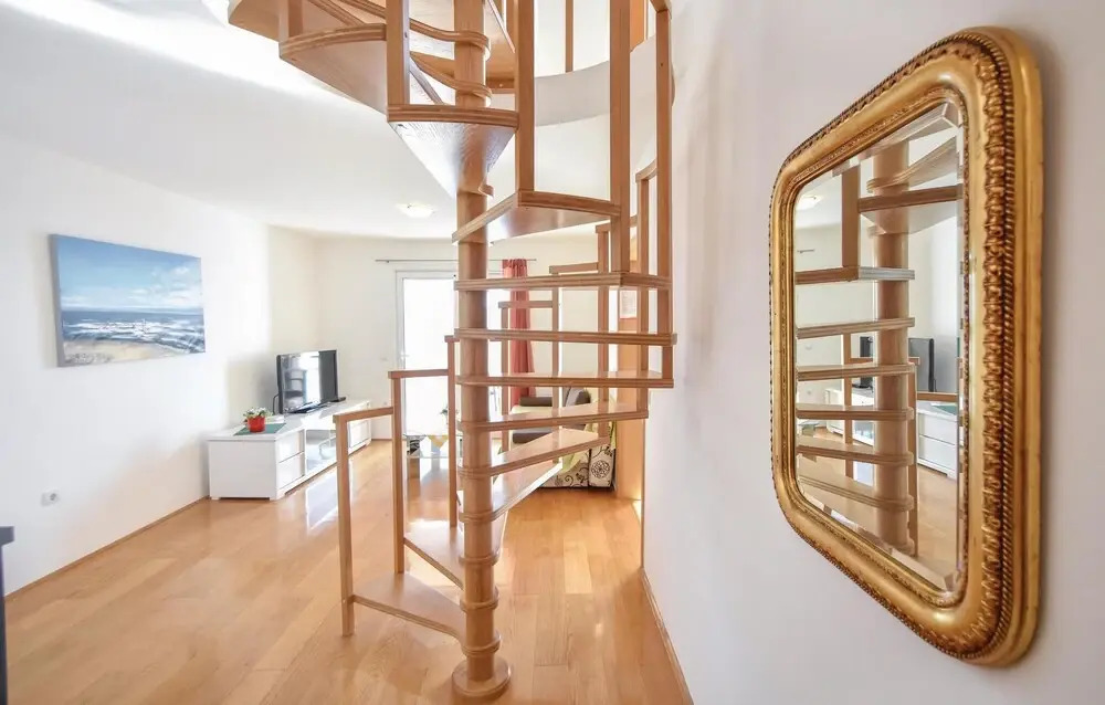 Beautiful Home in Stanici With Wifi and 2 Bedrooms