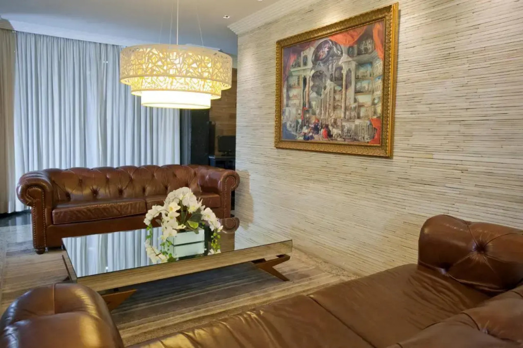 Laguna Plaza Hotel