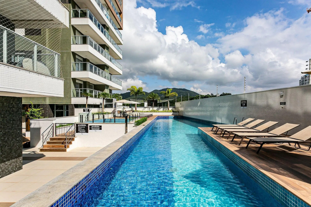 Apto Luxuoso c/churraq e vista lateral mar ABC0401
