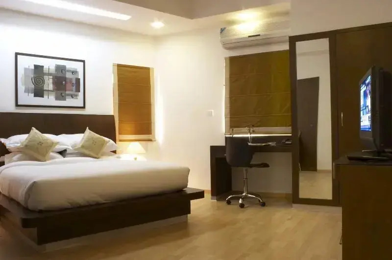 Shilton Residence Hotel