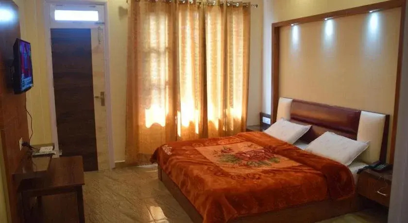 Hotel Monal In Dalhousie
