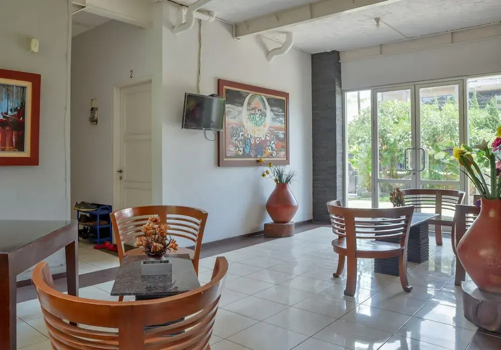 ZEN Rooms Basic UNINUS Syariah