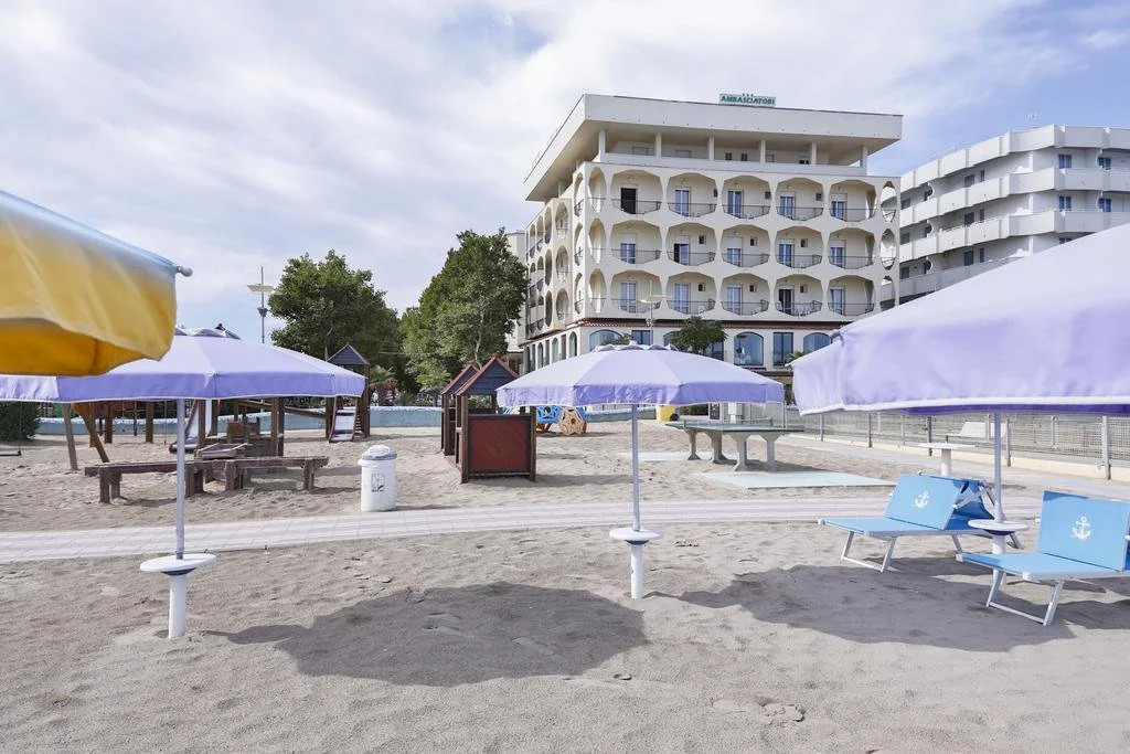 Hotel Ambasciatori Beach Front Breakfast e Brunch XXL fino alle 12 30