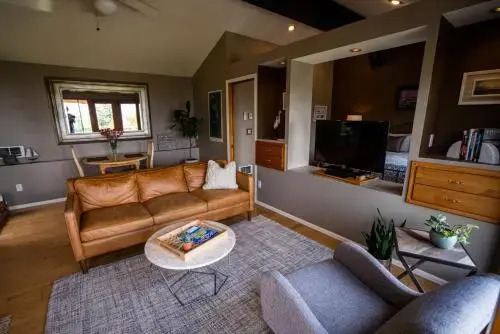 Olympic View Cottage