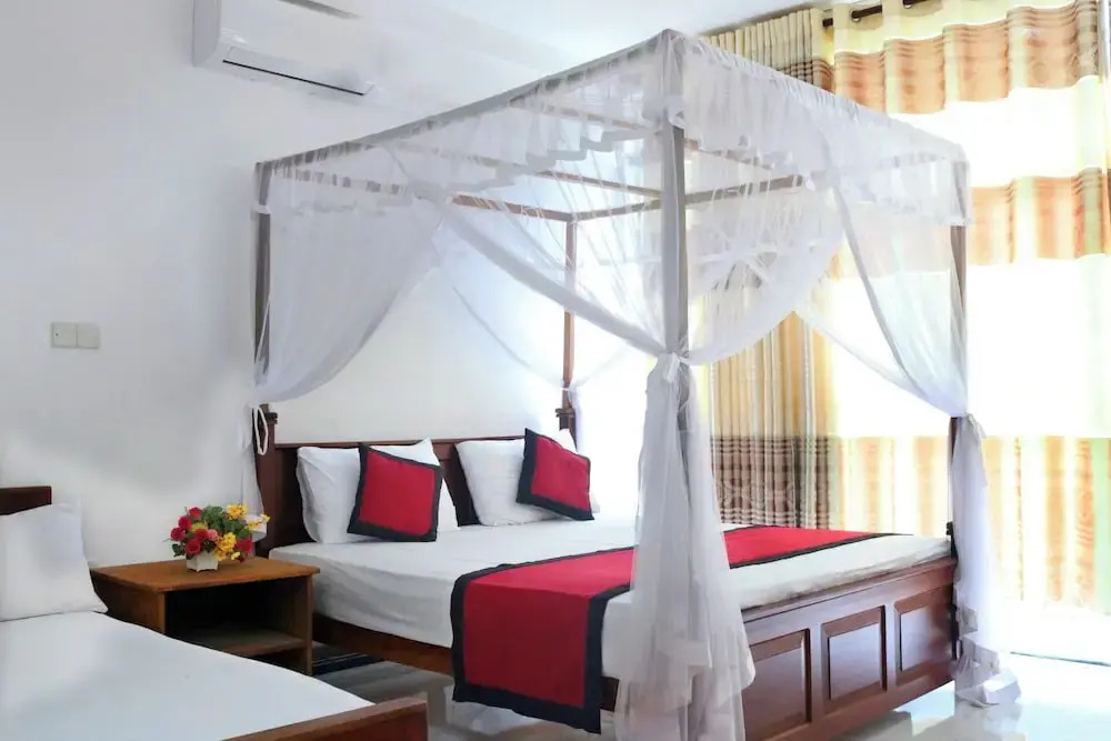 Unaway Holiday Home