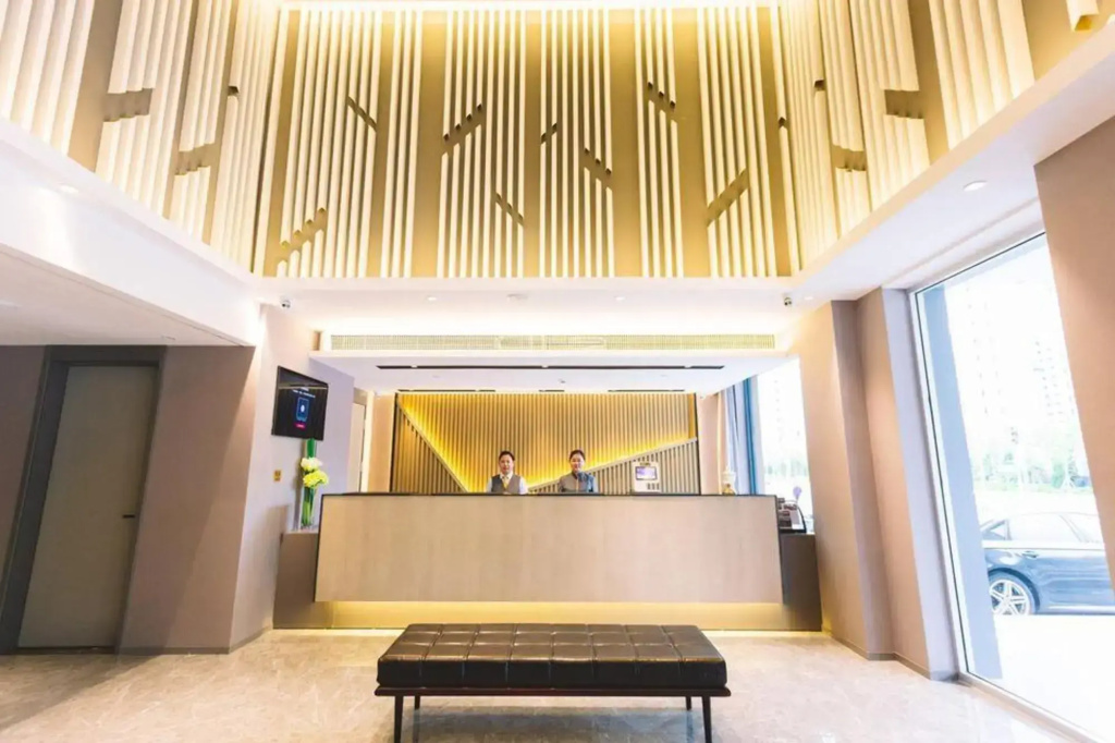 Homeinn Selected Hotel (Dongying Dongcheng Yunhe Road Food Street Municipal Government)
