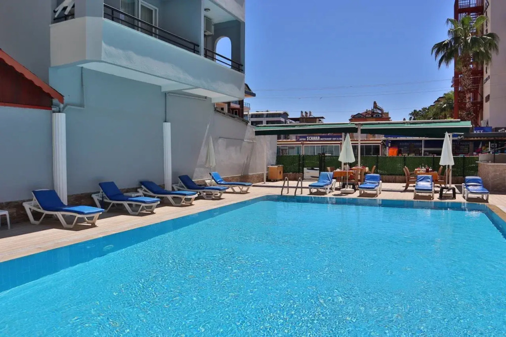 Kleopatra smile hotel