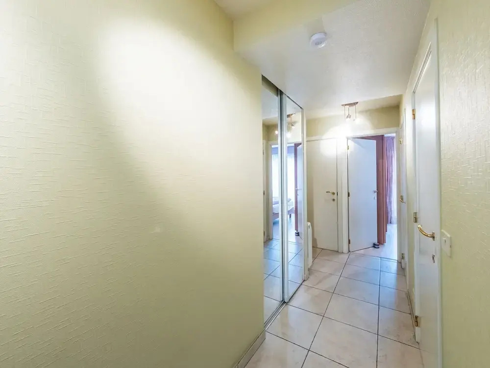 Apartment With 2 Bedrooms and Large Terrace