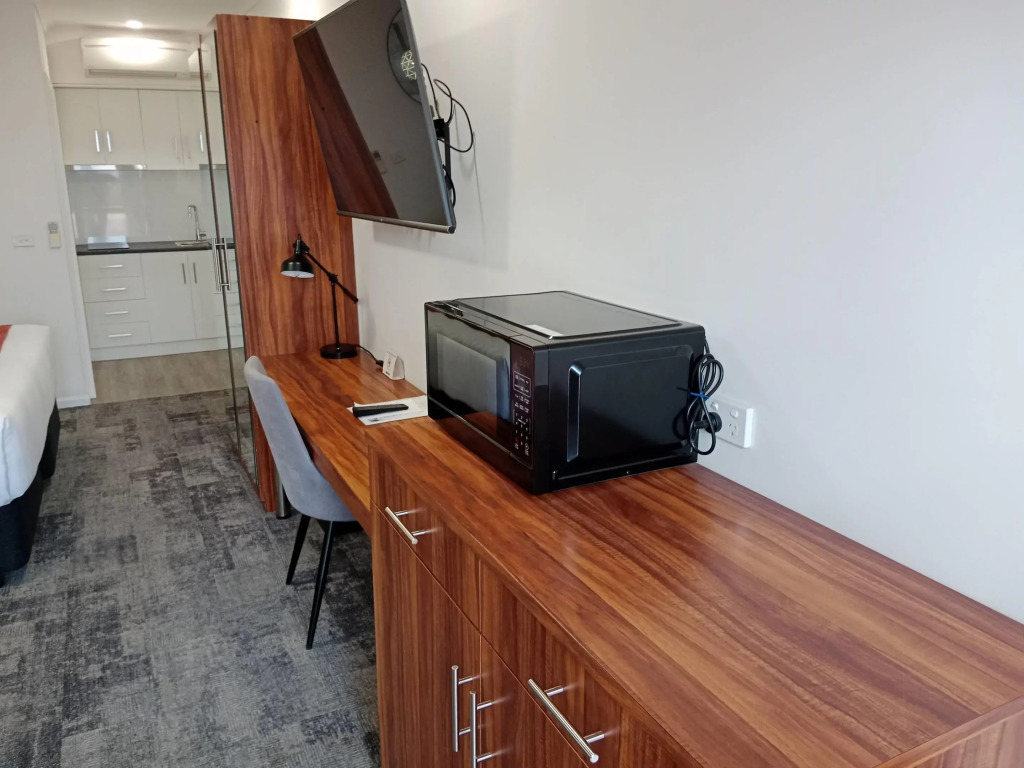 Comfort Inn Deakin Palms