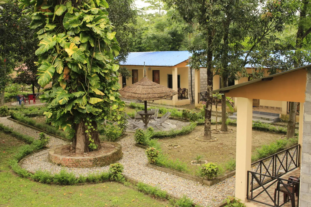 Chitwan Safari Resort