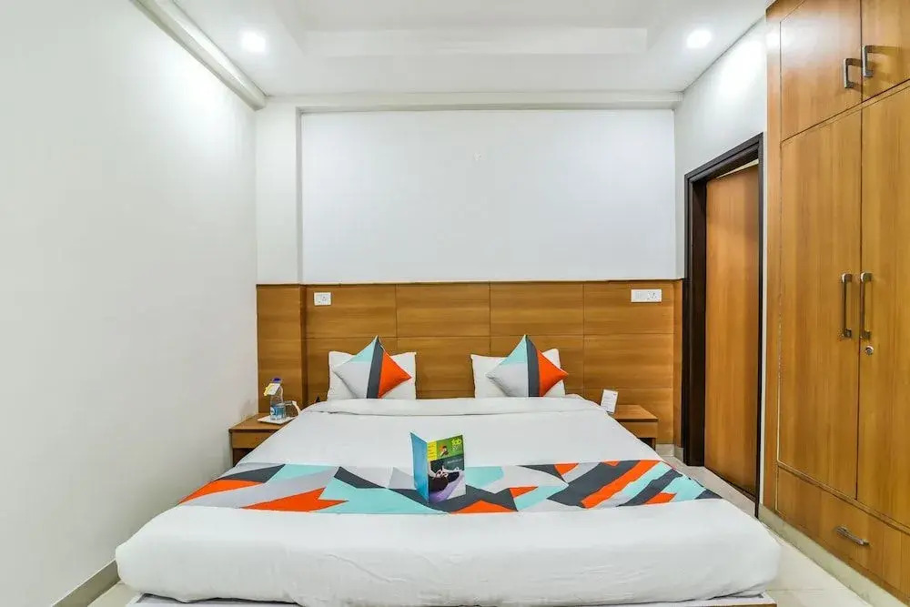 FabHotel Aerosky