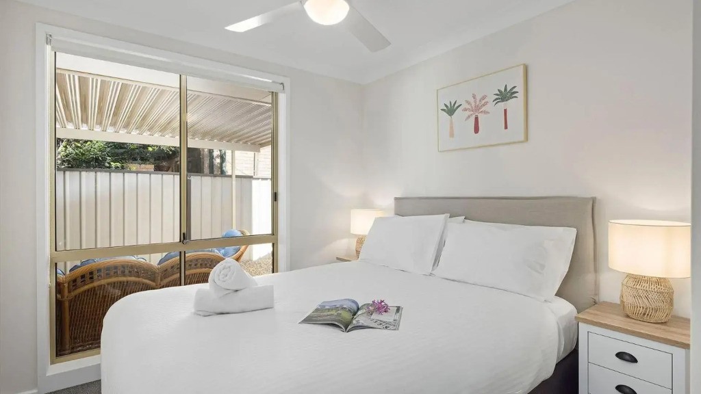 Whitesands Hideaway - STAY three PAY two