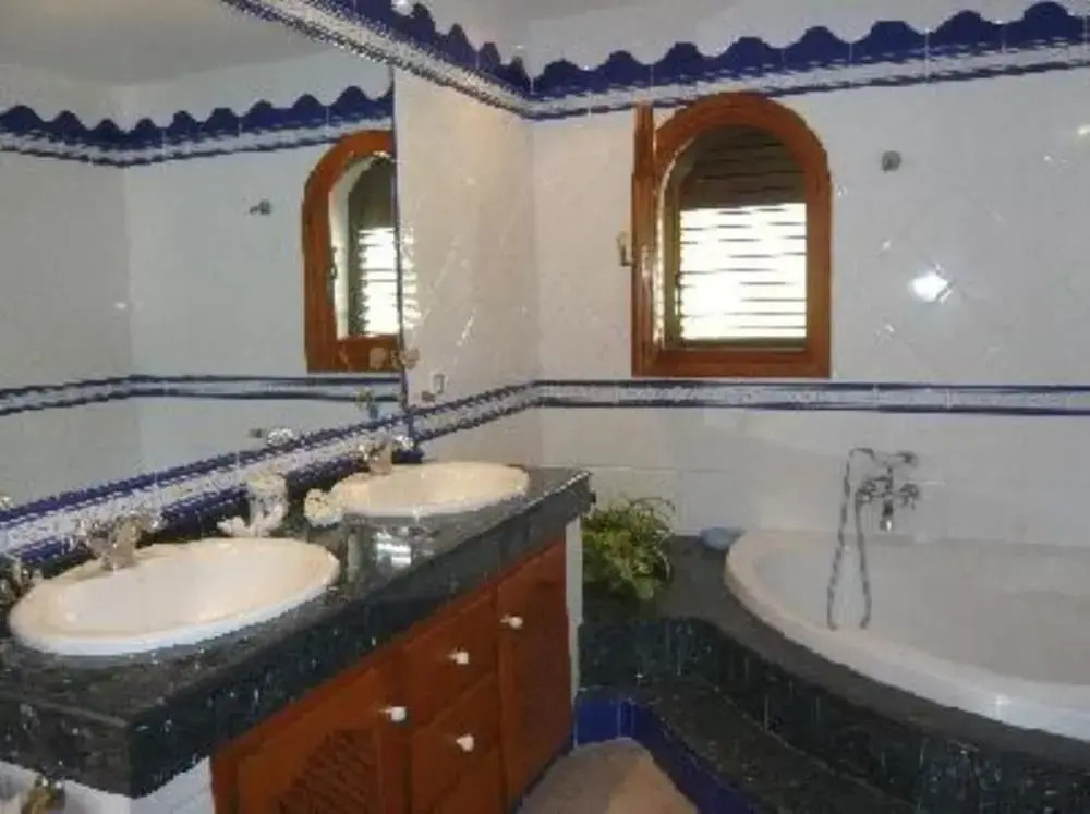 Villa With 4 Bedrooms in Sant Josep de sa Talaia, With Wonderful sea V