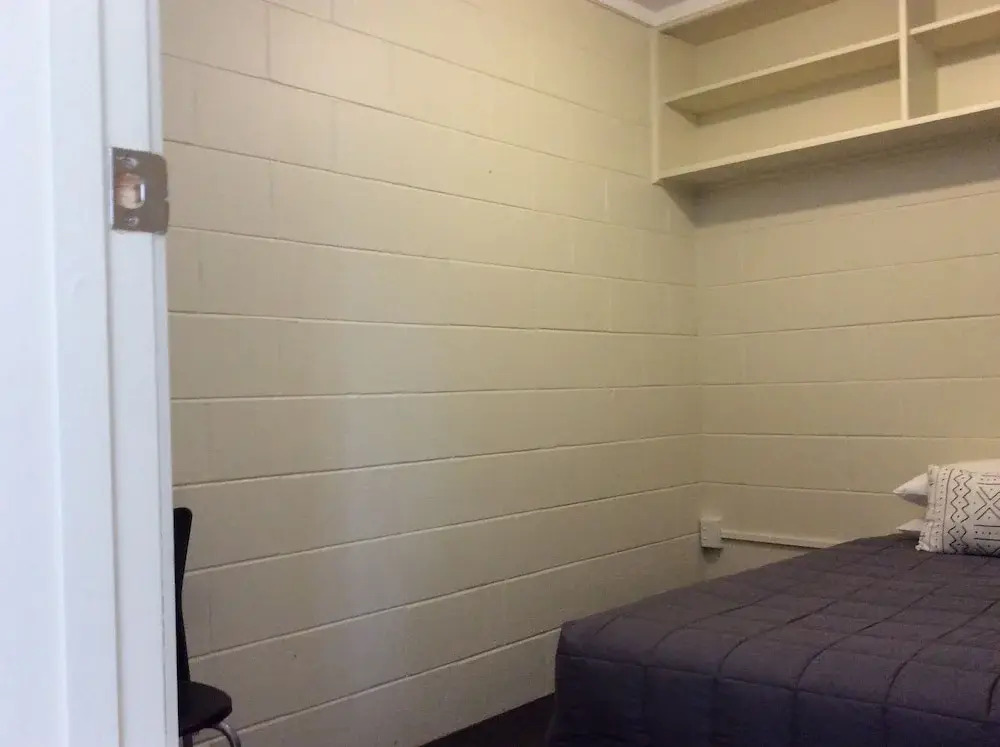 Racecourse Motel