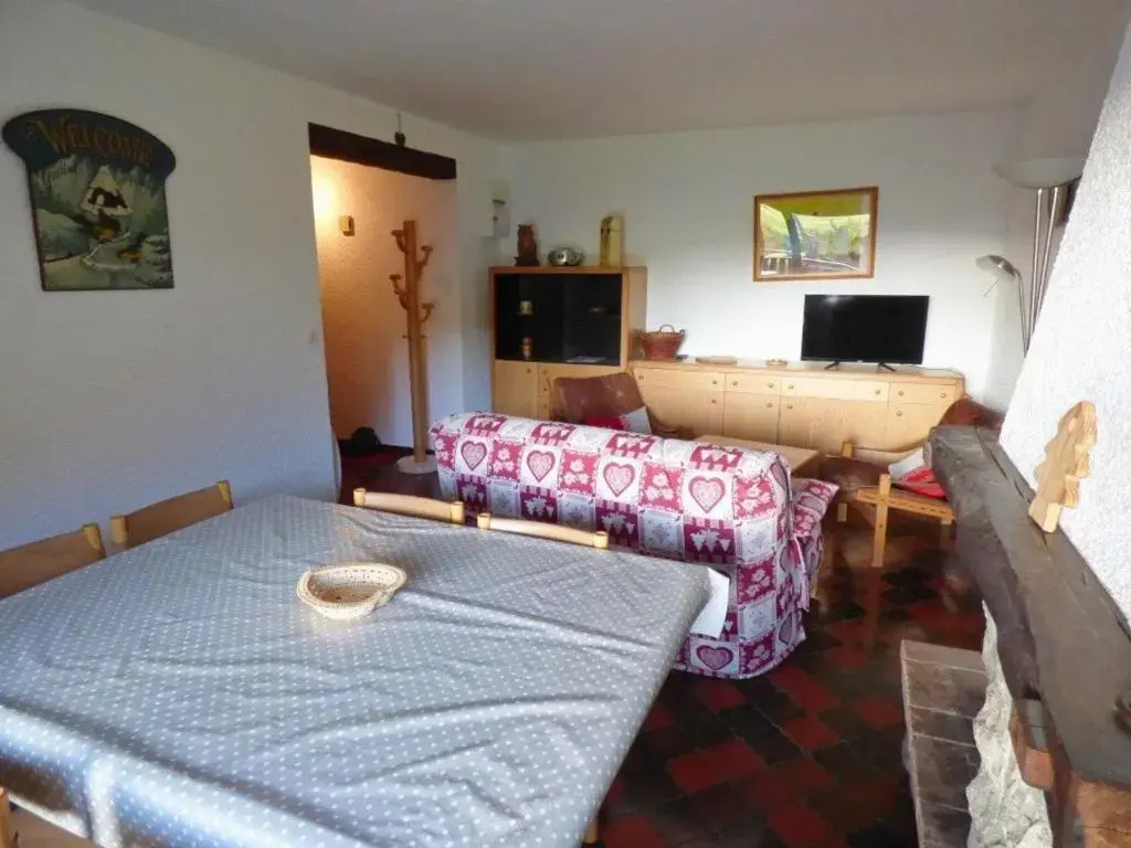Appartement Le Grand-Bornand, 3 pièces, 8 personnes - FR-1-458-104