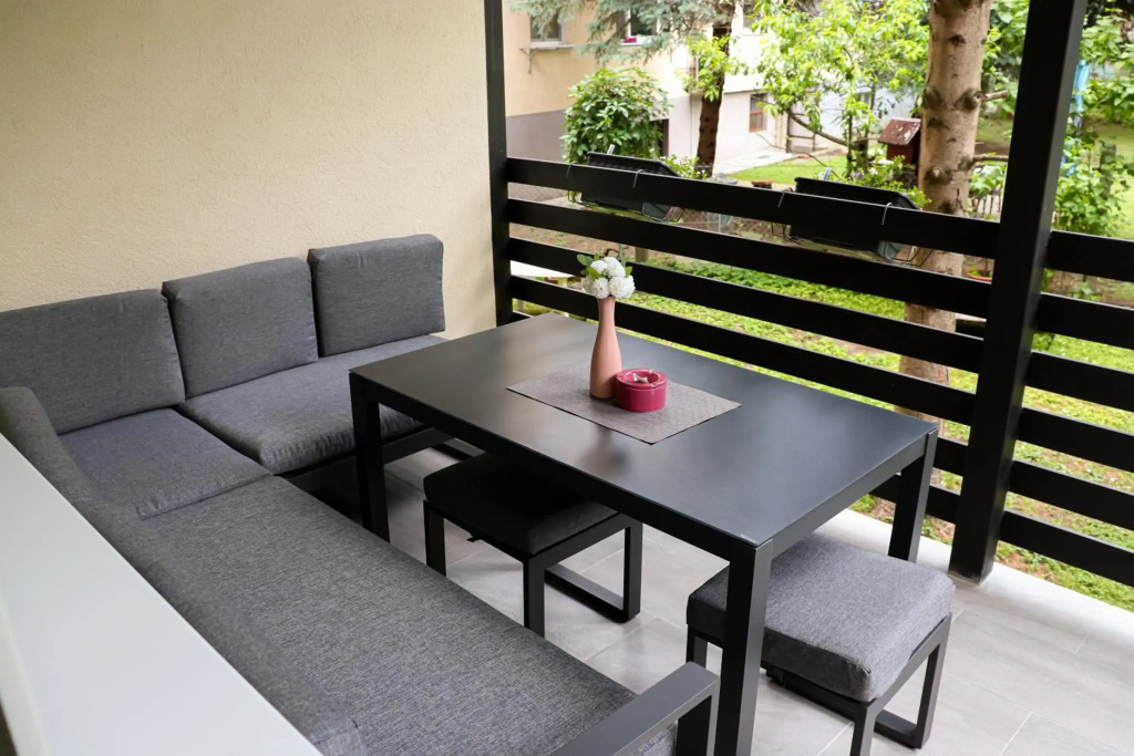 'NAP' apartment