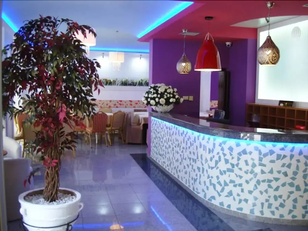Central Hotel