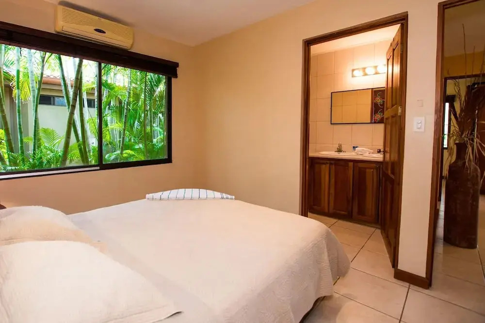 Cozy Ground-Floor Condo with Community Pool, Rancho and Lush Garden Views