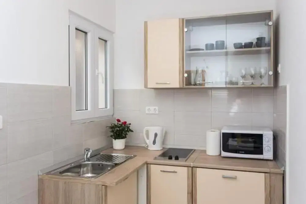Apartment Maricol - One Bedroom Apartment With Terrace