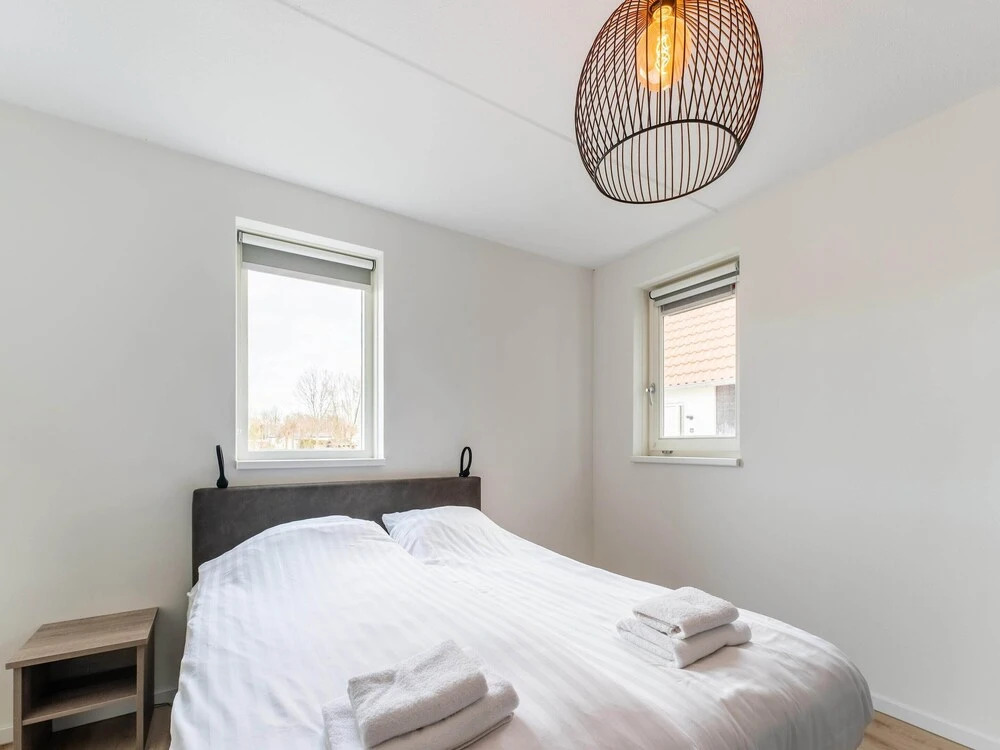 Holiday Home in Scherpenisse near Nature Reserve